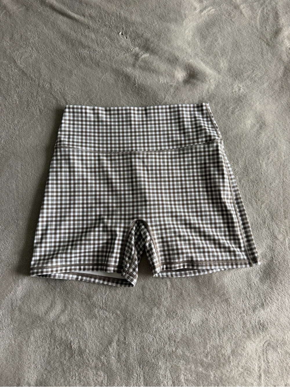 Abercrombie YPB Bike Shorts in Taupe Check - Picture 5 of 5